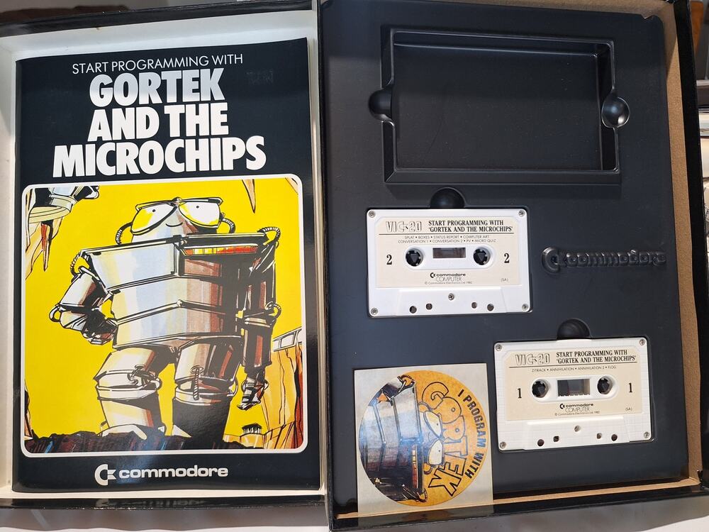 Commodore VIC-20 Gortek and the Microchips VL110 1982 Complete Cassette Set